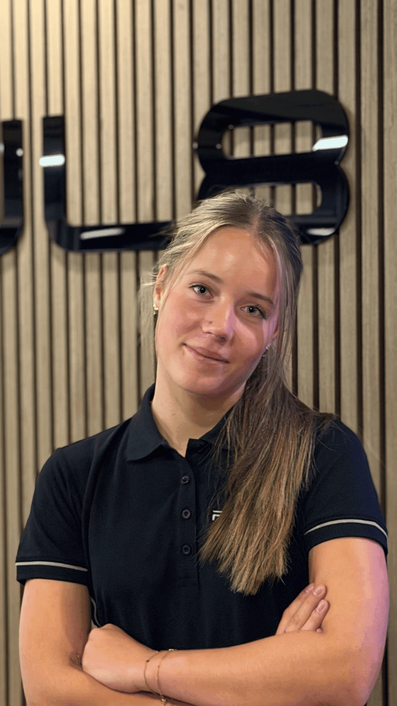 Portret van Isa, Stagiair bij Regul8